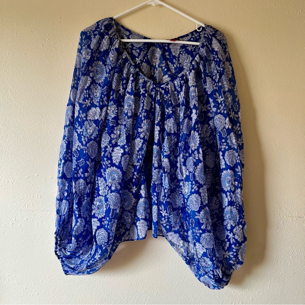 Peasant Style Vince Camuto  Top